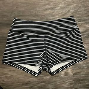 Savage barbell shorts